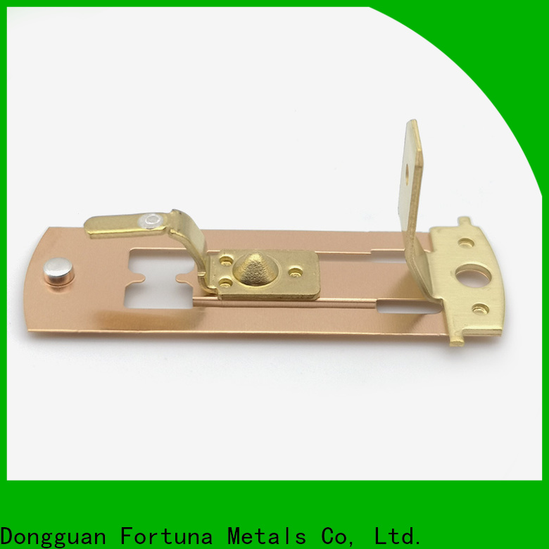 Función multifunción Metal Stamping Service Fabricante de estampado para dispositivos de conexión