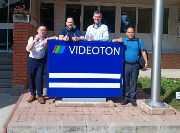 Visita al cliente de Videoton en Kaposvár, Hungría