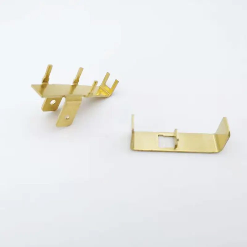 Accessori per stampaggio in metallo del connettore a spina
