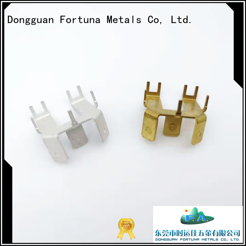 Fortuna Conector Estampado de metal Fabricantes Fabricante para dispositivos de conexión